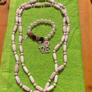 Elegant Pink and White Beaded Necklace and Bracelet Set